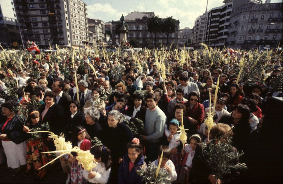 1992 Celebración del Domingo de Ramos con la procesión de la Borriquita Cameselle (2).jpg