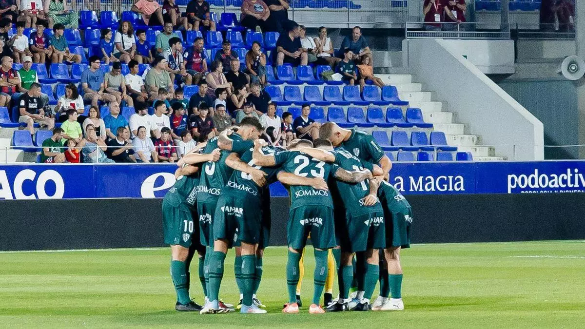 El Huesca salva un punto en un notable estreno (1-1)