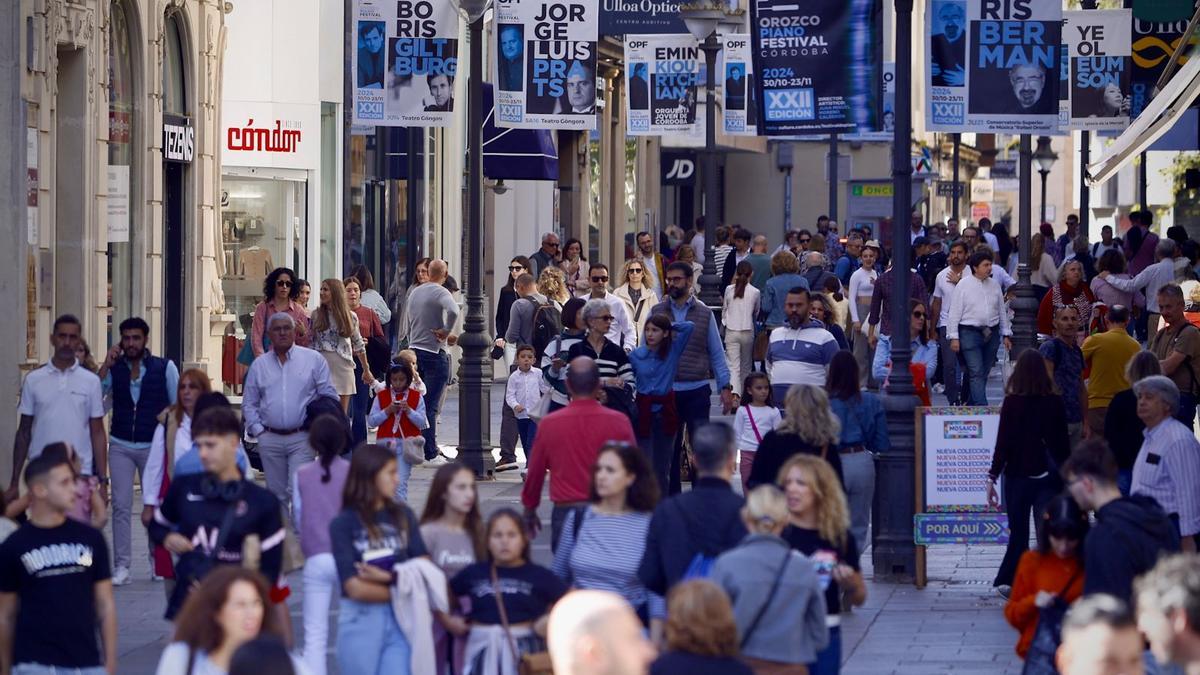 Ambiente en el centro de Córdoba durante un puente.