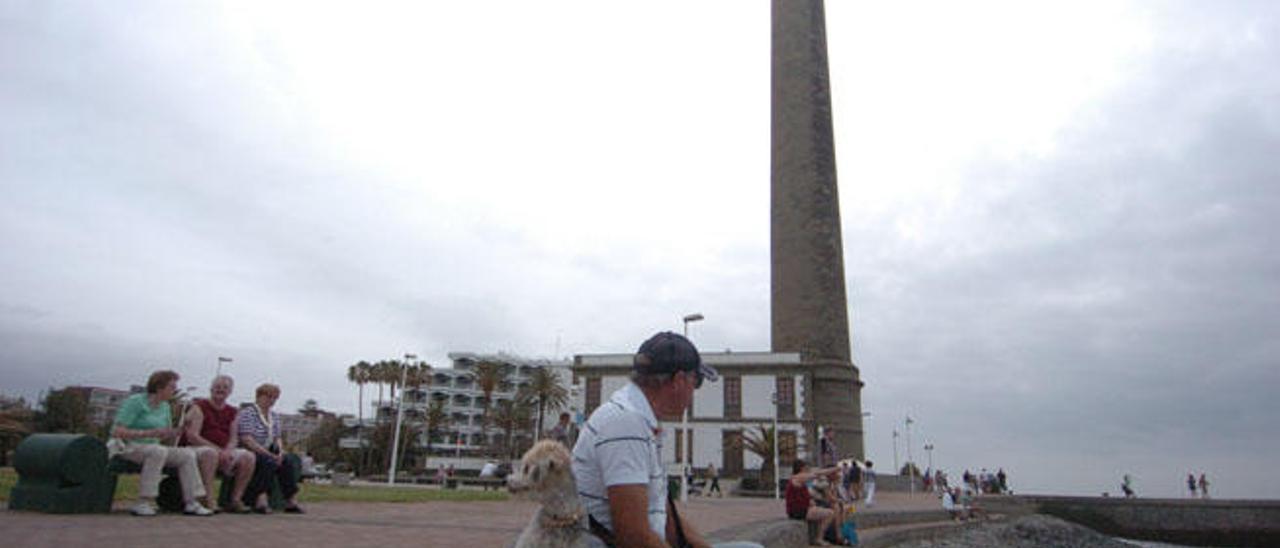 El Cabildo abre un  museo para celebrar  los 125 años del Faro  de Maspalomas