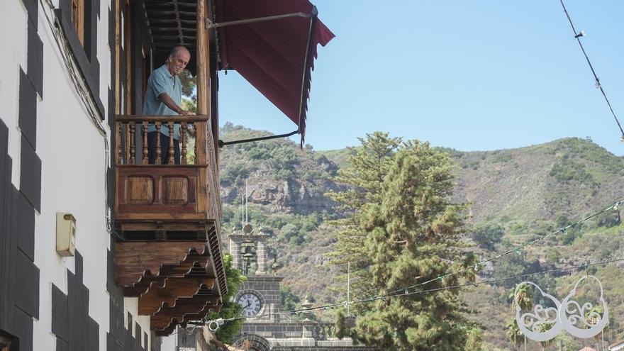Así se preparan los vecinos de Teror para vivir El Pino: "Aquí todo el mundo se queda"