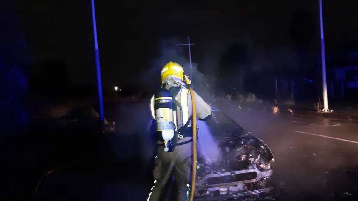 Imagen de archivo de otro incendio en un coche