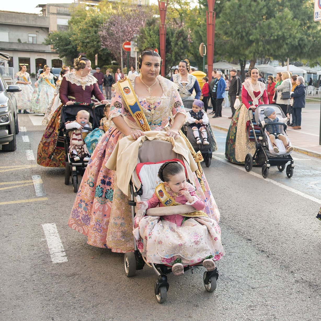 Fallas Almussafes: Passacalle de gala y entrega de los premios de la cabalgata