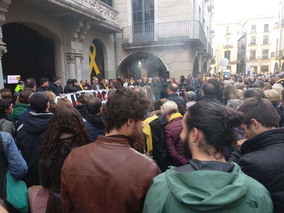 Concentració a la Plaça del Vi