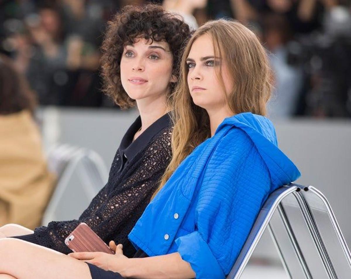 St. Vincent y Cara Delevingne