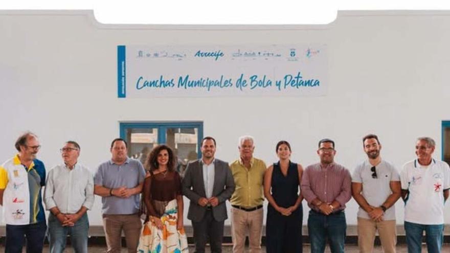 Arrecife pone en servicio las renovadas canchas de bola y petanca tras una inversión de casi 800.000 euros