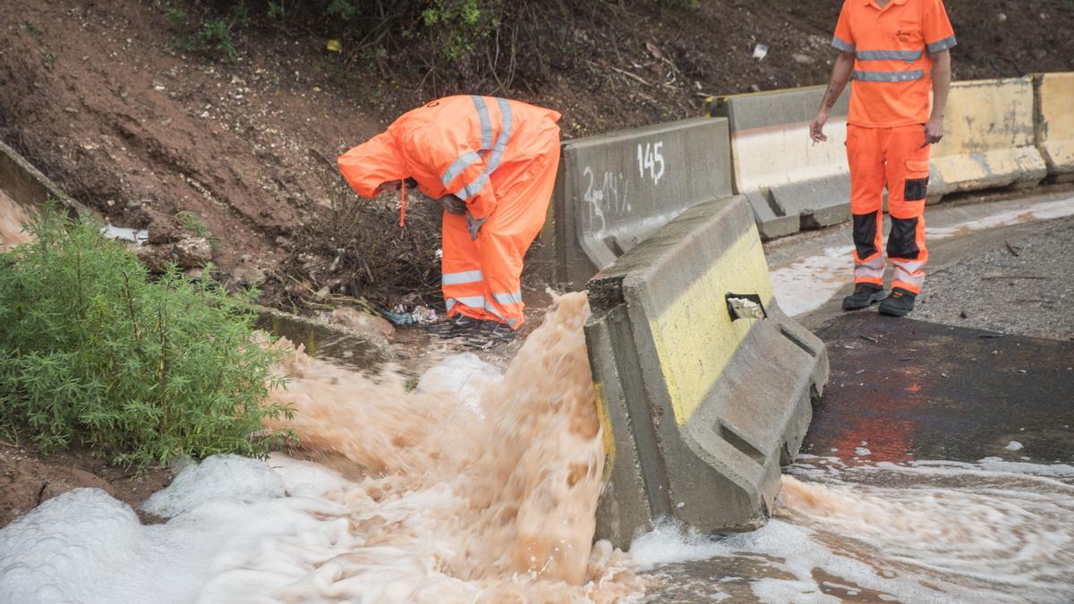 Inundacions a la C-37 aquest dijous a Sant Salvador de Guardiola