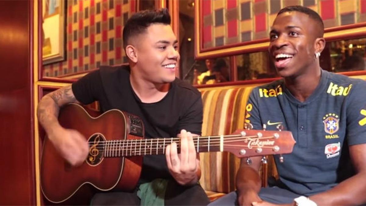 Esta es la prueba de que Vinicius no tiene futuro como cantante