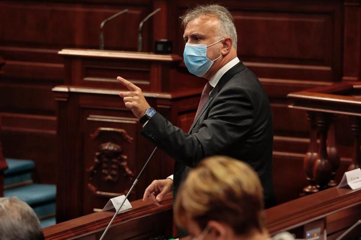 Pleno del Parlamento de Canarias (25/5/21)