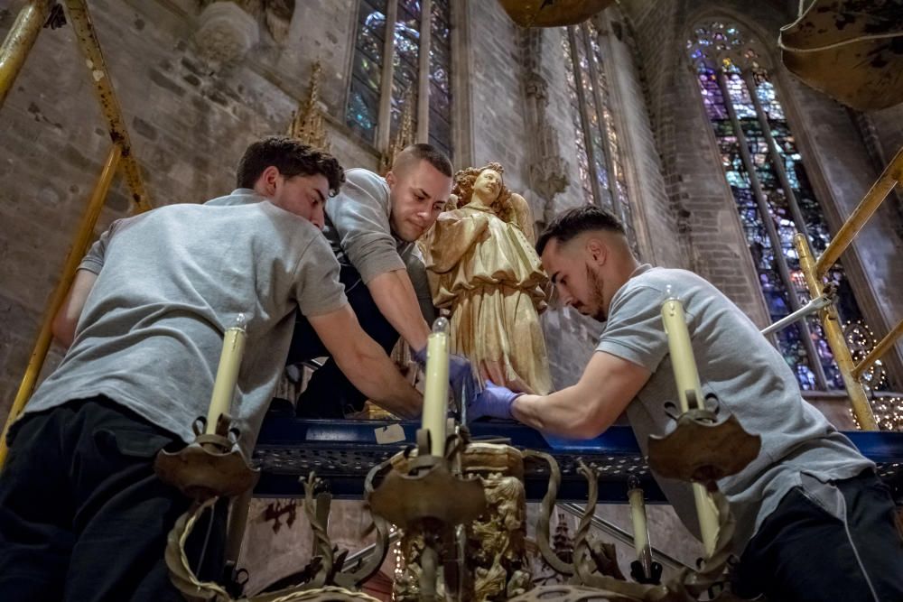 Los ángeles góticos regresan a la Catedral