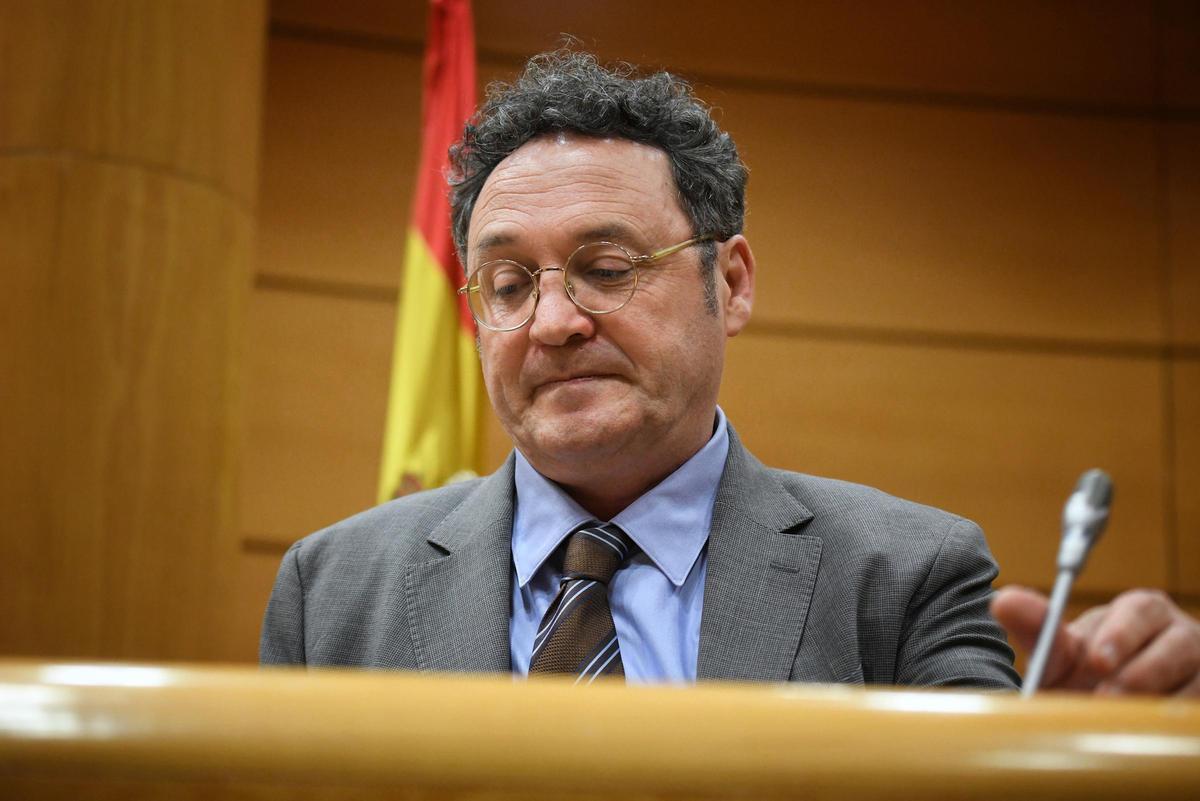 El Govern manté el seu «suport absolut» al fiscal general després que el processin per revelar dades del nòvio d’Ayuso El Govern manté el seu «suport absolut» al fiscal general després que el processin per revelar dades del nòvio d’Ayuso
