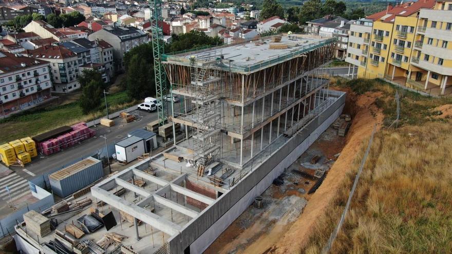 Vista aérea del también conocido como edificio de Medio Rural, en la zona de O Rodo.