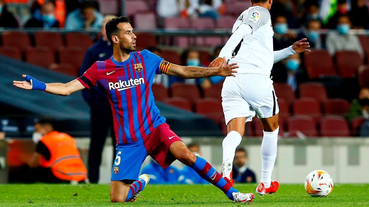 Busquets, durante el partido contra el Granada