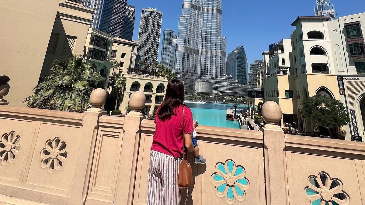 Gallegos atrapados en Dubái sin información de la embajada: «Desde el hotel escuchamos las explosiones»