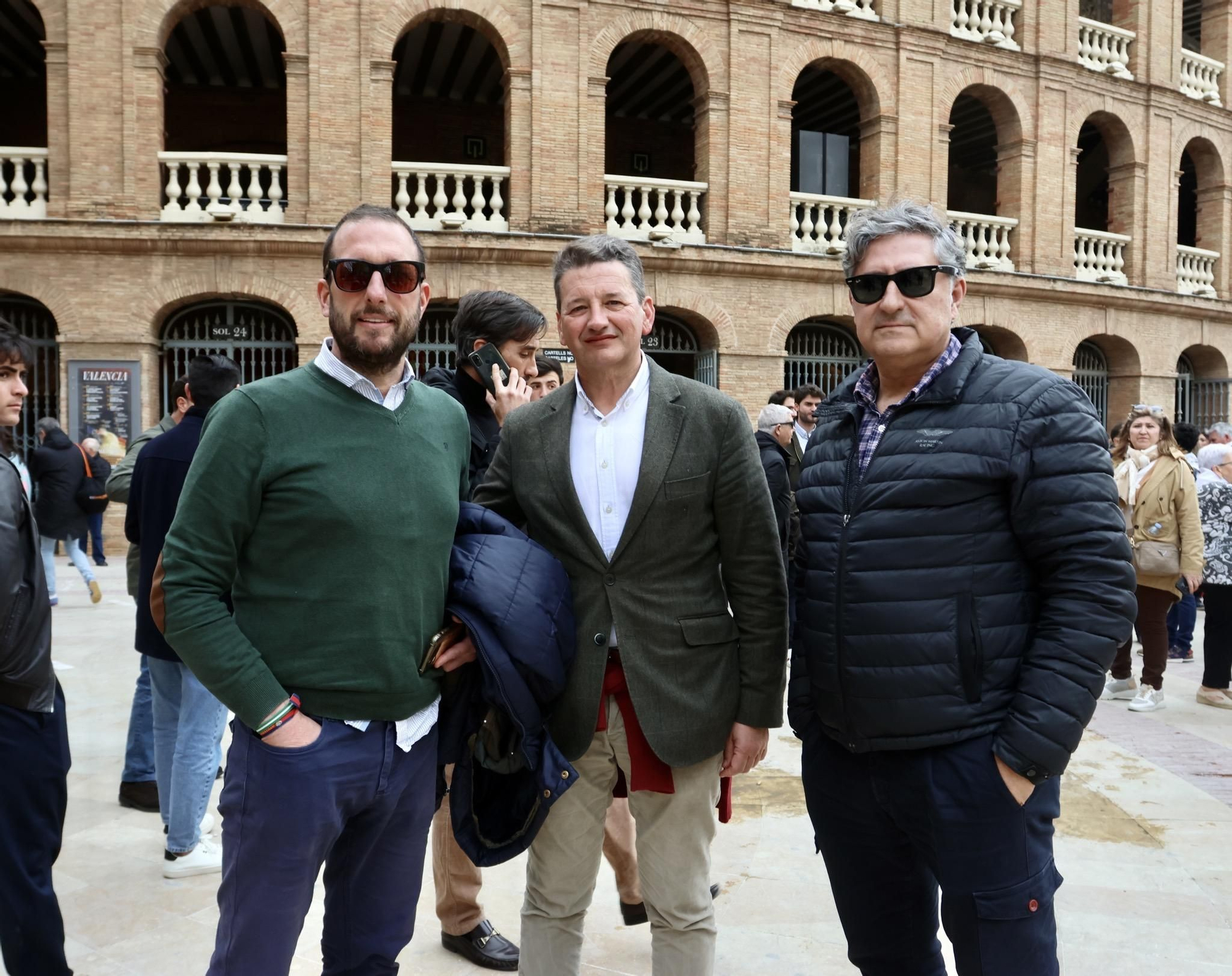 Javier Cuartero brilla en València y marca la diferencia en el cierre del ciclo de novilleros de la Feria de Fallas