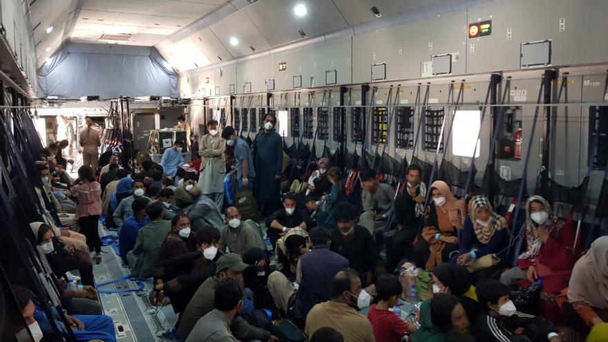 Asturias acogerá a unos 30 refugiados afganos: “Están cansados y emocionalmente agotados&quot;