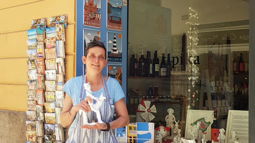 Warum eine Deutsche einen der schönsten Souvenir-Läden auf Mallorca betreibt