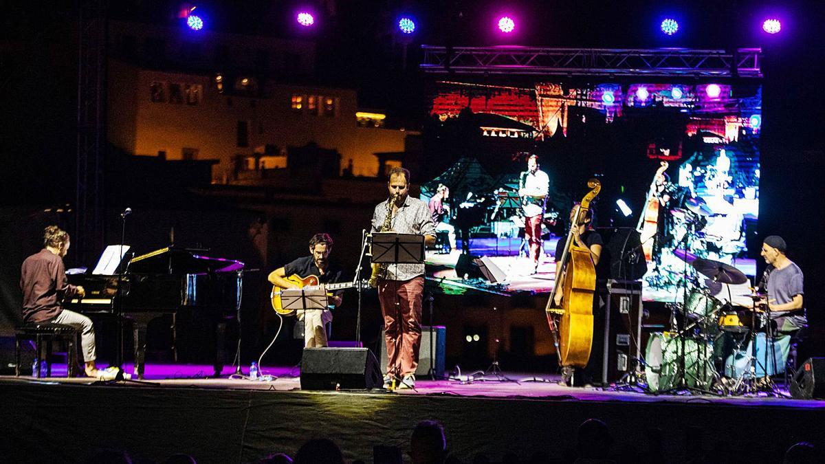 Un momento de la actuación de la Eivissa Jazz Experience, ayer en el Baluard de Santa Llúcia.