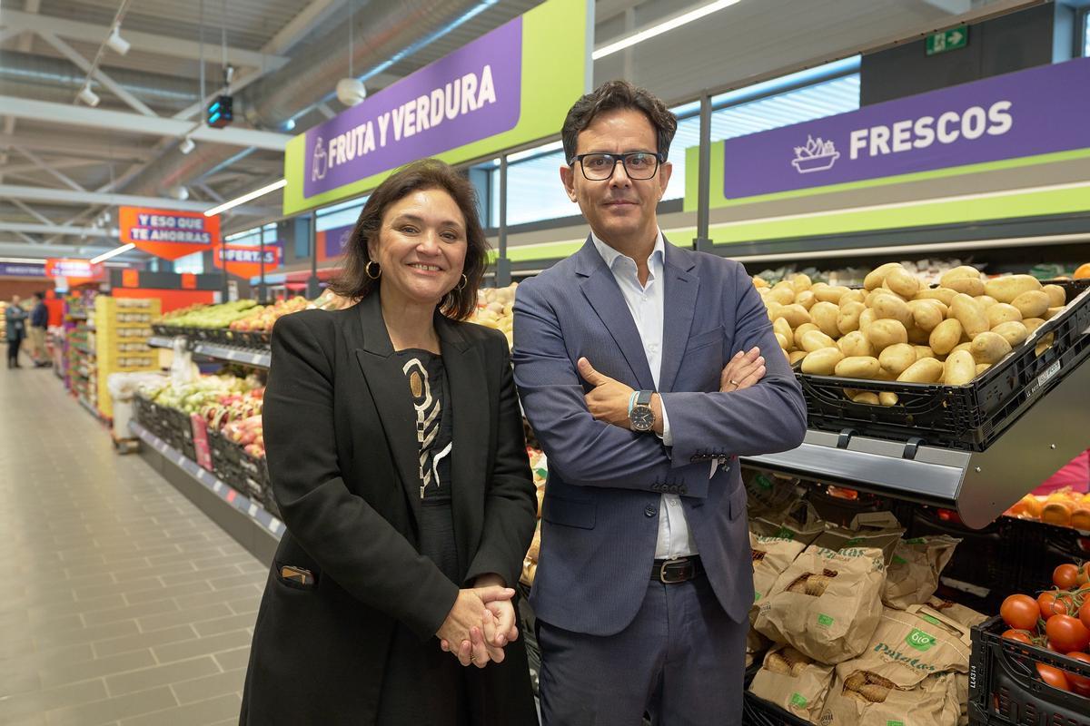 La alcaldesa de Torremolinos ha destacado que el 60% de los empleados de la nueva tienda de Aldi son del municipio.