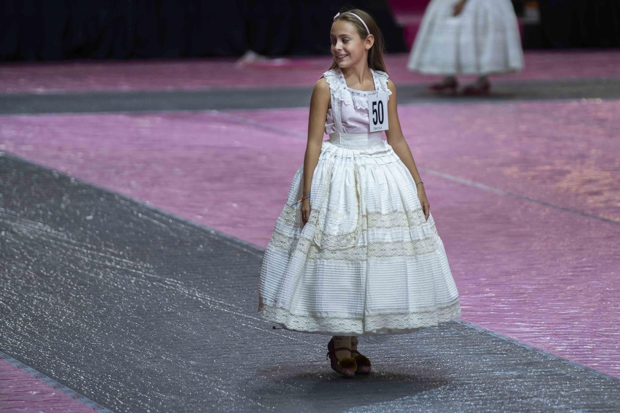 Así ha sido el ensayo de la gala para la elección de las cortes falleras 2023: infantiles