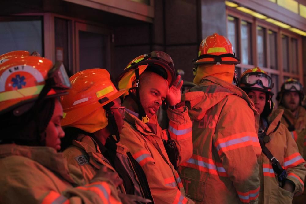 Un helicóptero se estrella en Manhattan