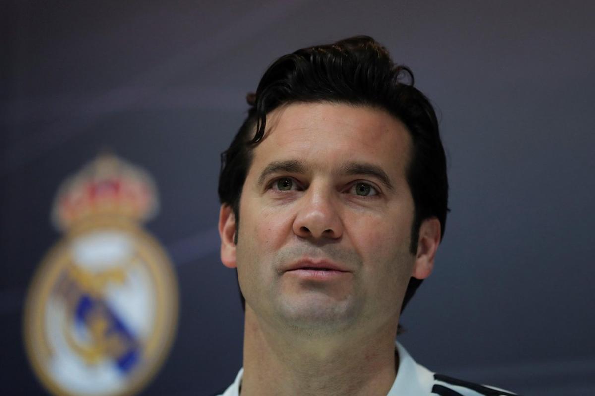 GRAF9673. MADRID, 02/02/2019.- El entrenador del Real Madrid, el argentino Santiago Solari, durante la rueda de prensa en la Ciudad Deportiva de Valdebebas para hablar sobre el partido de Liga de mañana frente al Alavés.- EFE/Juanjo Martín GRAF9673. MADRID, 02/02/2019.- El entrenador del Real Madrid, el argentino Santiago Solari, durante la rueda de prensa en la Ciudad Deportiva de Valdebebas para hablar sobre el partido de Liga de mañana frente al Alavés.- EFE/Juanjo Martín