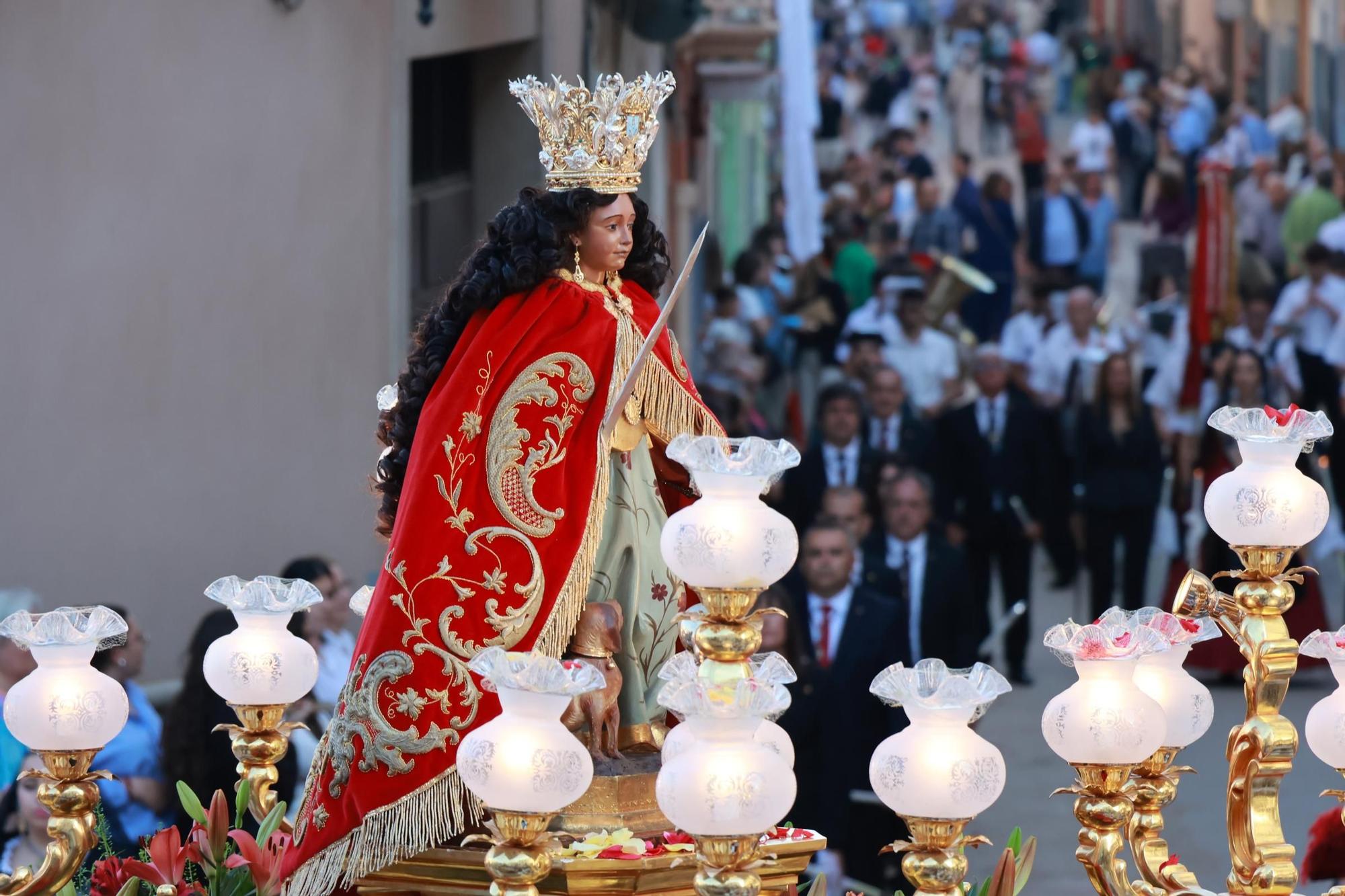 Procesión en honor a Santa Quitèria en el día grande de las fiestas de Almassora