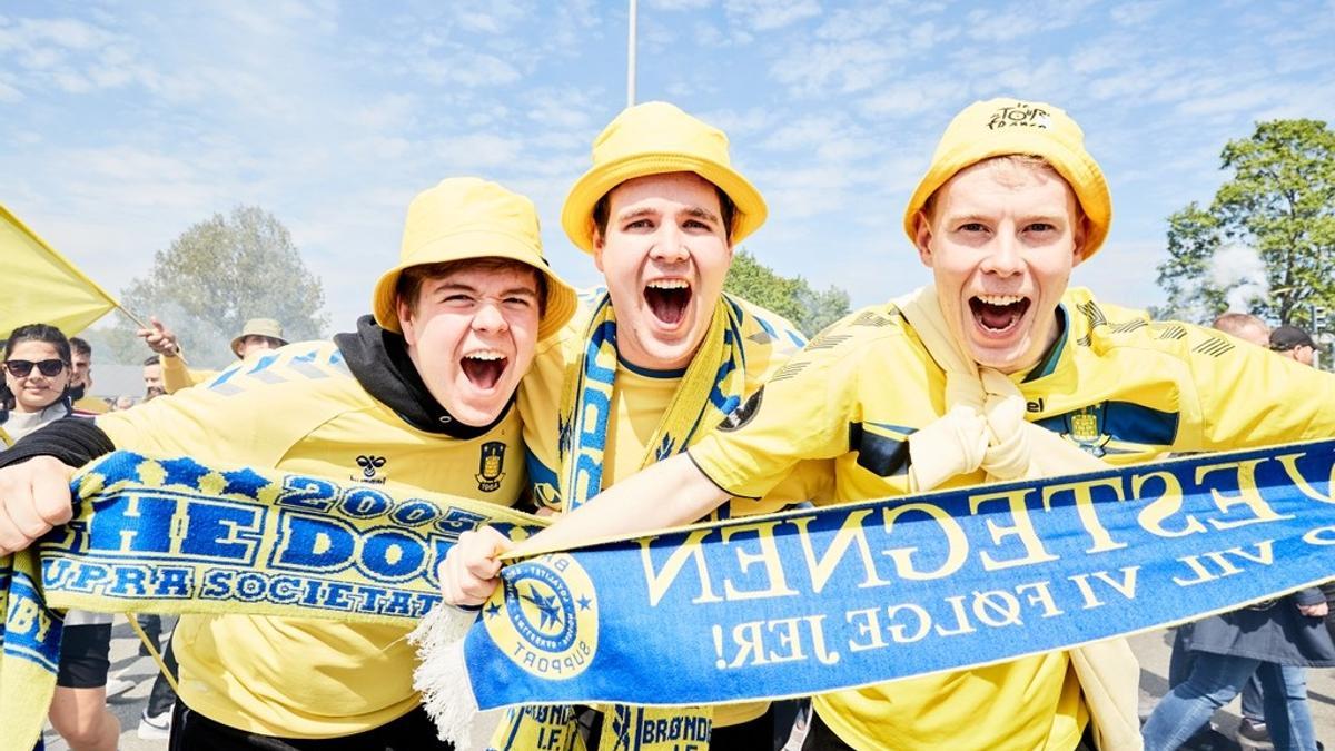 Aficionados del Brøndby celebran el título liguero
