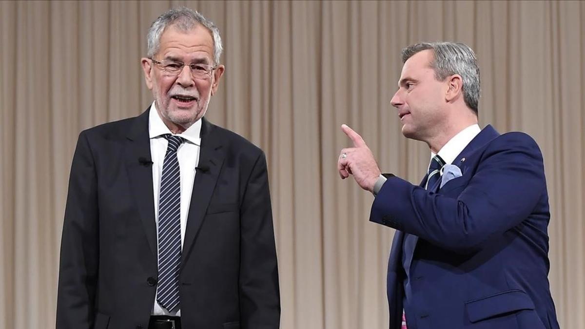 Van der Bellen y Hofer, antes de un debate televisado