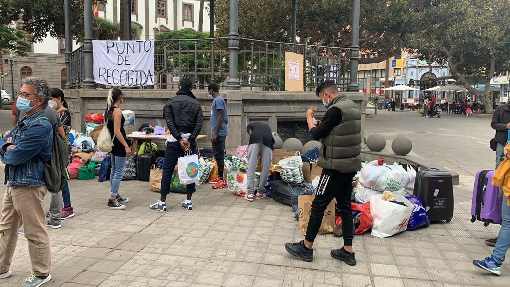 Recogida de ropa y comida para migrantes que pernoctan en la calle