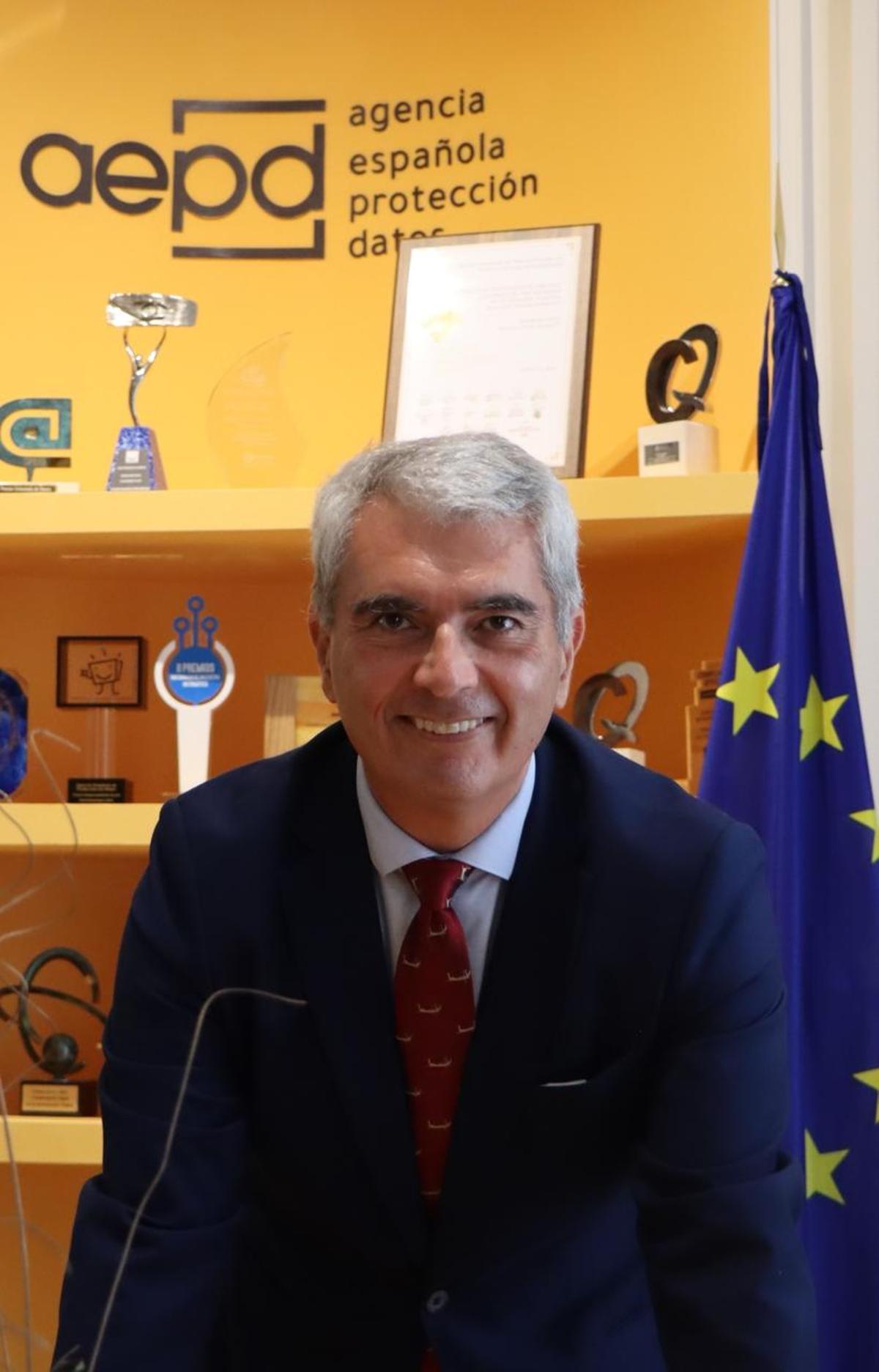 Lorenzo Cotino Hueso tomó posesión como presidente de la AEPD el pasado mes de febrero