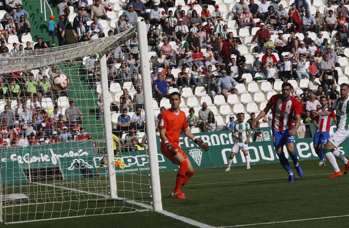 Las imágenes del Córdoba C.F.-Sporting de Gijón