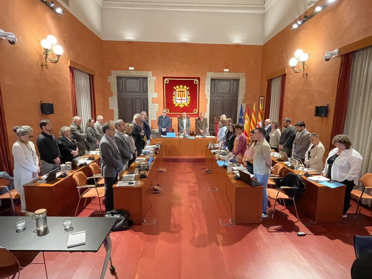 Minut de silenci al ple de Manresa per la víctima del darrer feminicidi a Figueres