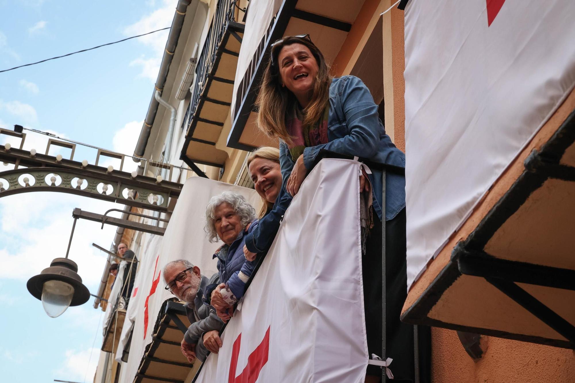 La trilogIa festera de Alcoy despierta con la Diana