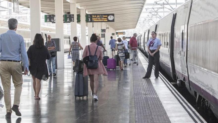 Promoción &quot;exprés&quot; de Renfe para viajar a Madrid en AVE desde 19,70 euros trayecto