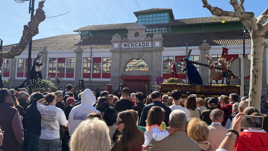 El Cristo Resucitado cierra hoy las procesiones en Cangas