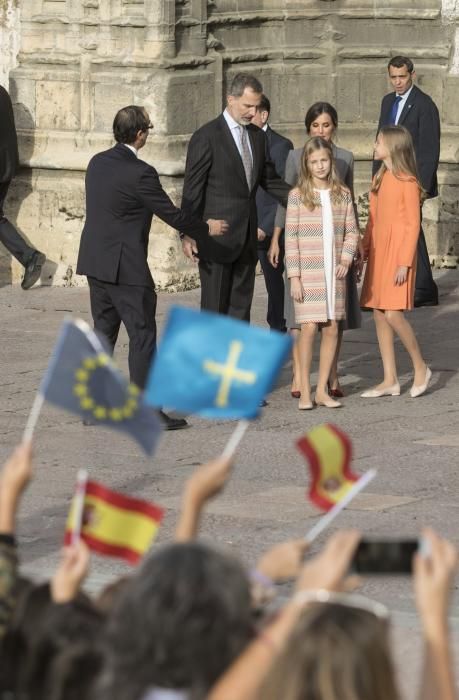 Premios Princesa de Asturias: Llegada de la Familia Real a Oviedo