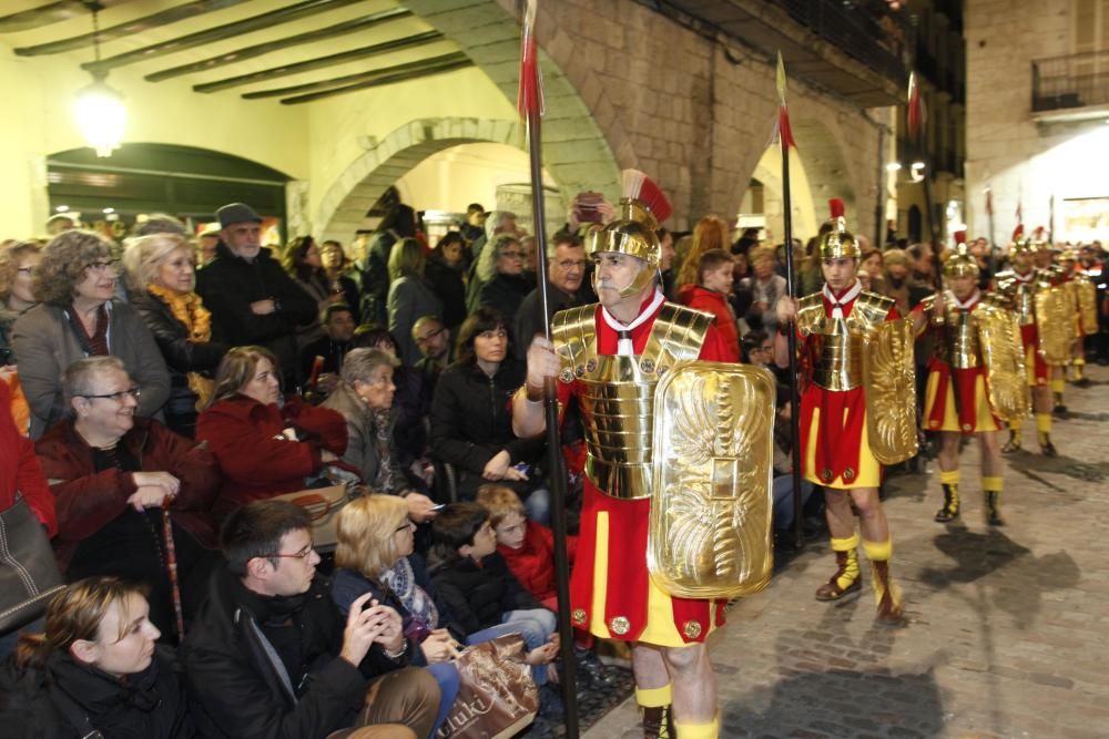 Els Manaies lliuren el penó a Benet Rovira