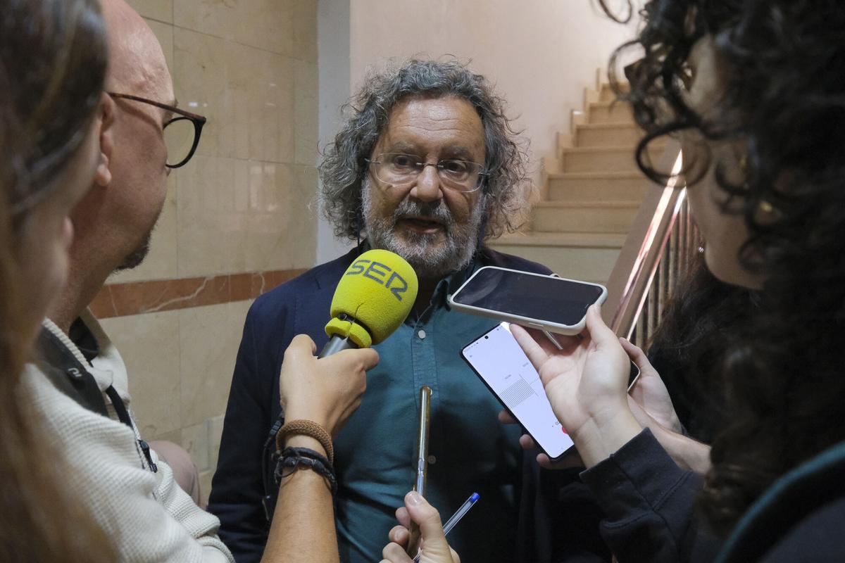 Paralizan el desahucio de ocho familias en Nicolás Estébanez