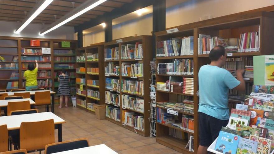 A partir de ahora, habrá espacio para todos en la biblioteca. |