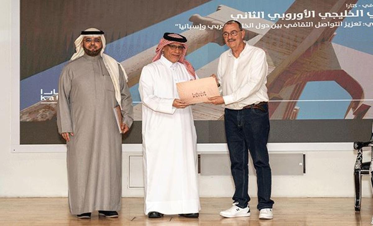 El poeta José Antonio Santano, en el encuentro