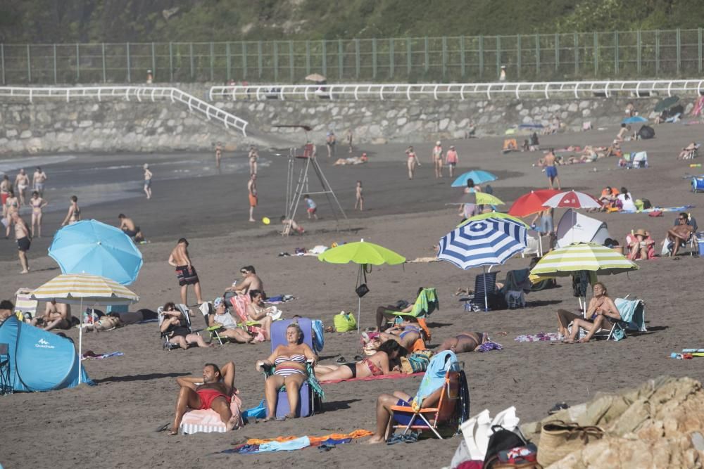 Día de playa en Asturias