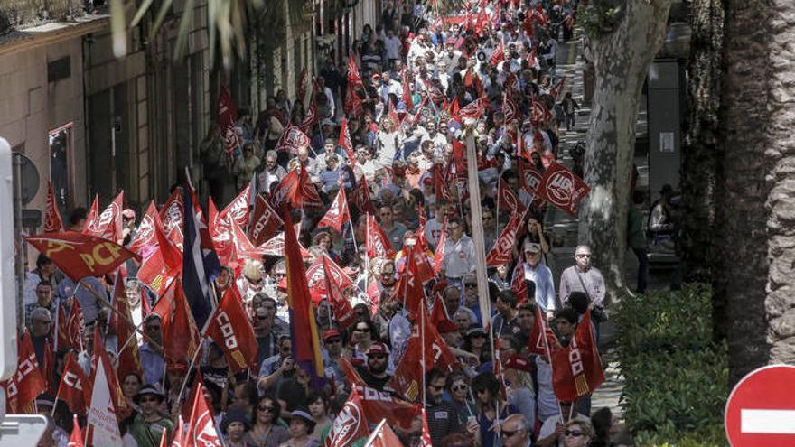 2.000 Demonstranten bei Mai-Kundgebung auf Mallorca