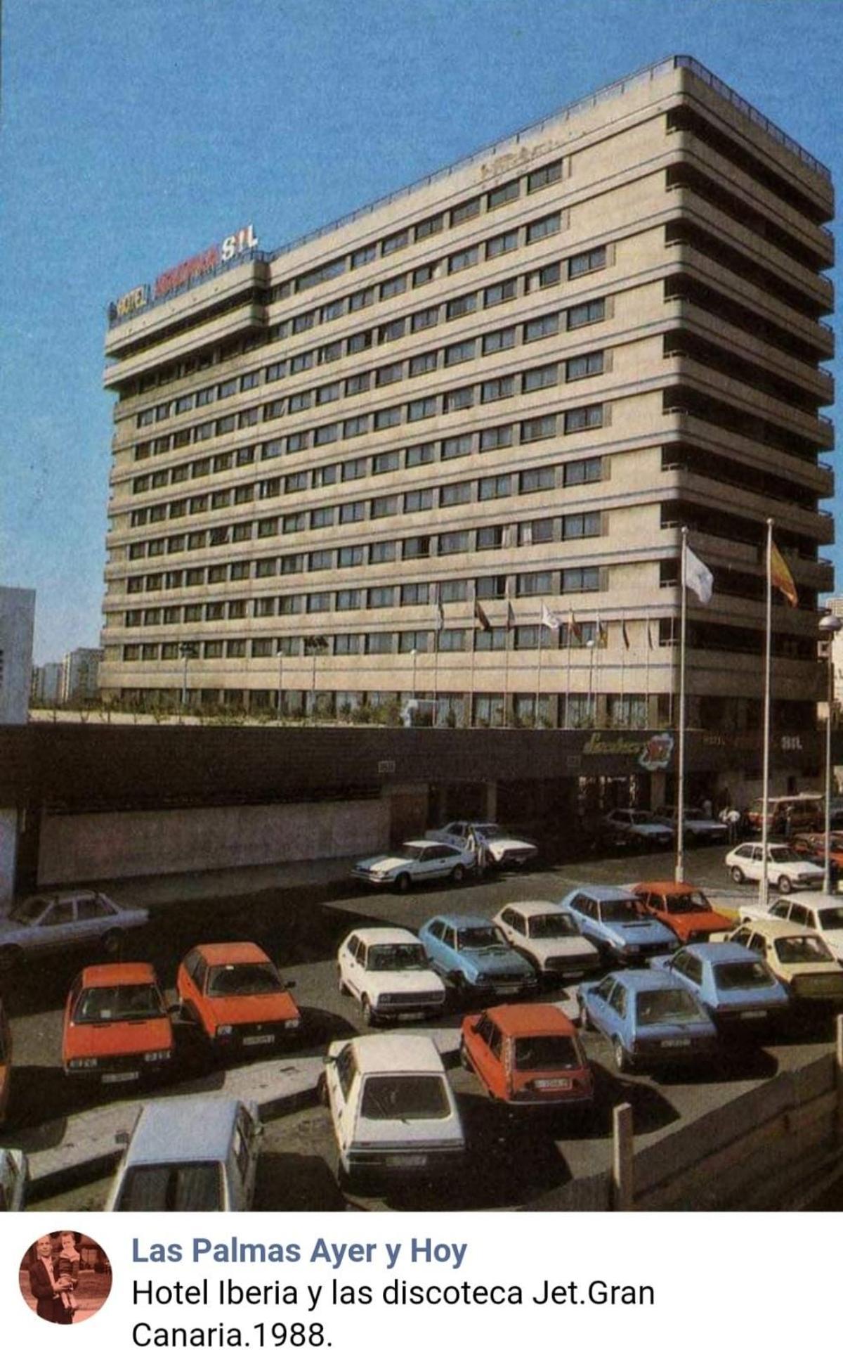 Vista del Hotel Iberia en 1988, bajo la marca Sol.