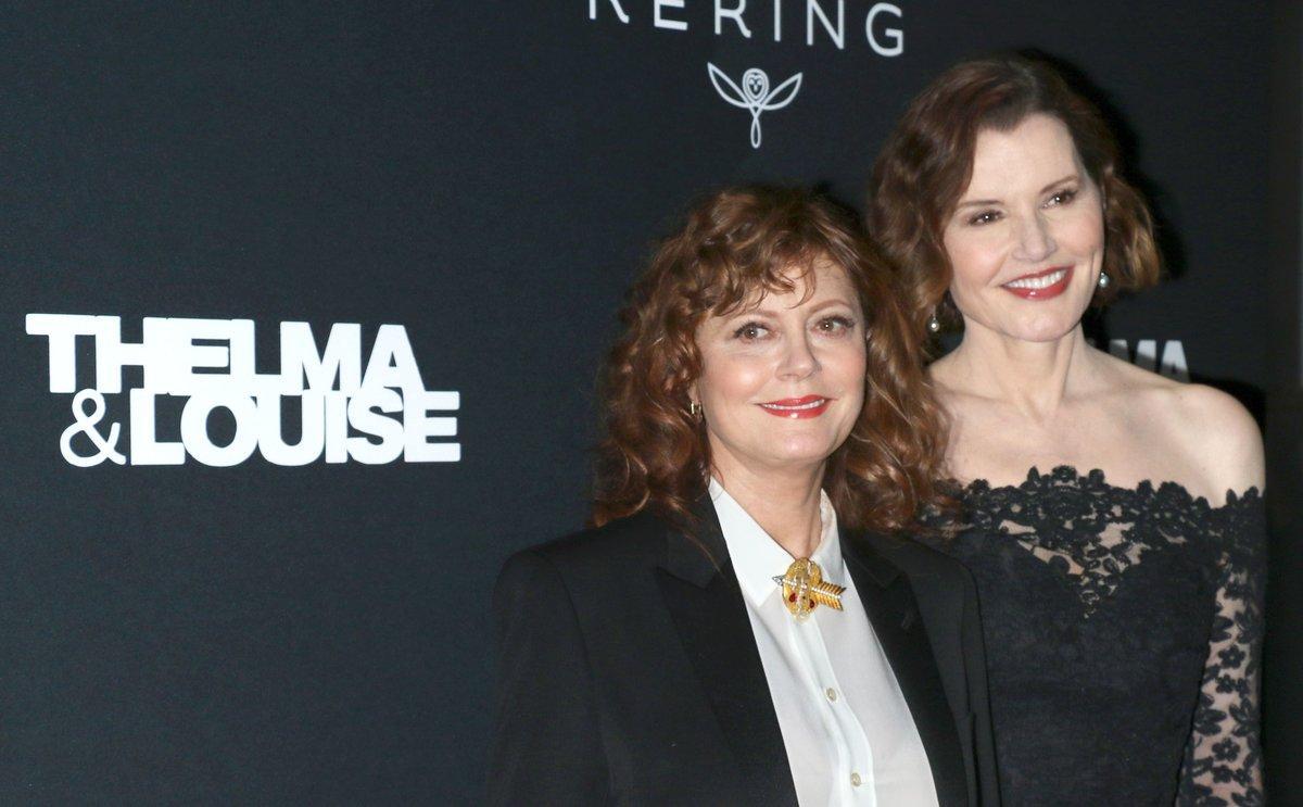 NEW YORK, NEW YORK - JANUARY 28: Actresses Susan Sarandon (L) and Geena Davis attend the Thelma & Louise Women In Motion screening at Museum of Modern Art on January 28, 2020 in New York City.   Jim Spellman/Getty Images/AFP