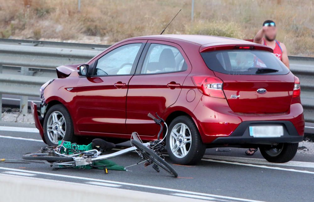 Muere otro ciclista en la N-332 arrollado por un coche entre La Vila y Benidorm