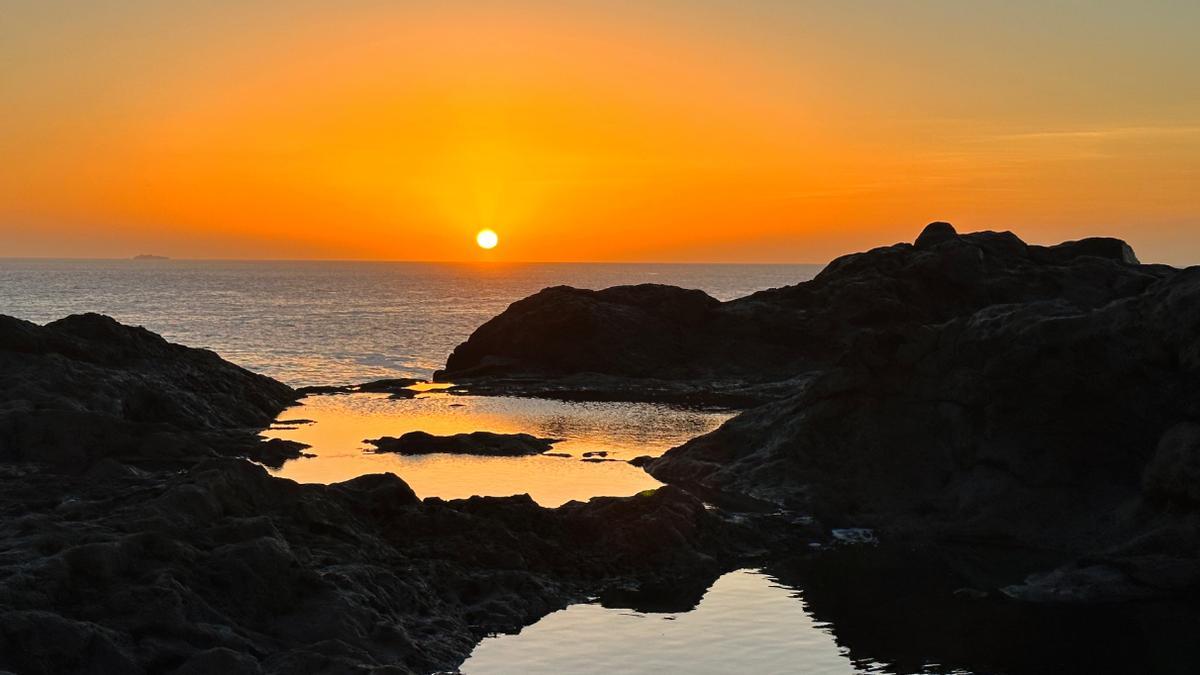 Espectacular atardecer en Sardina