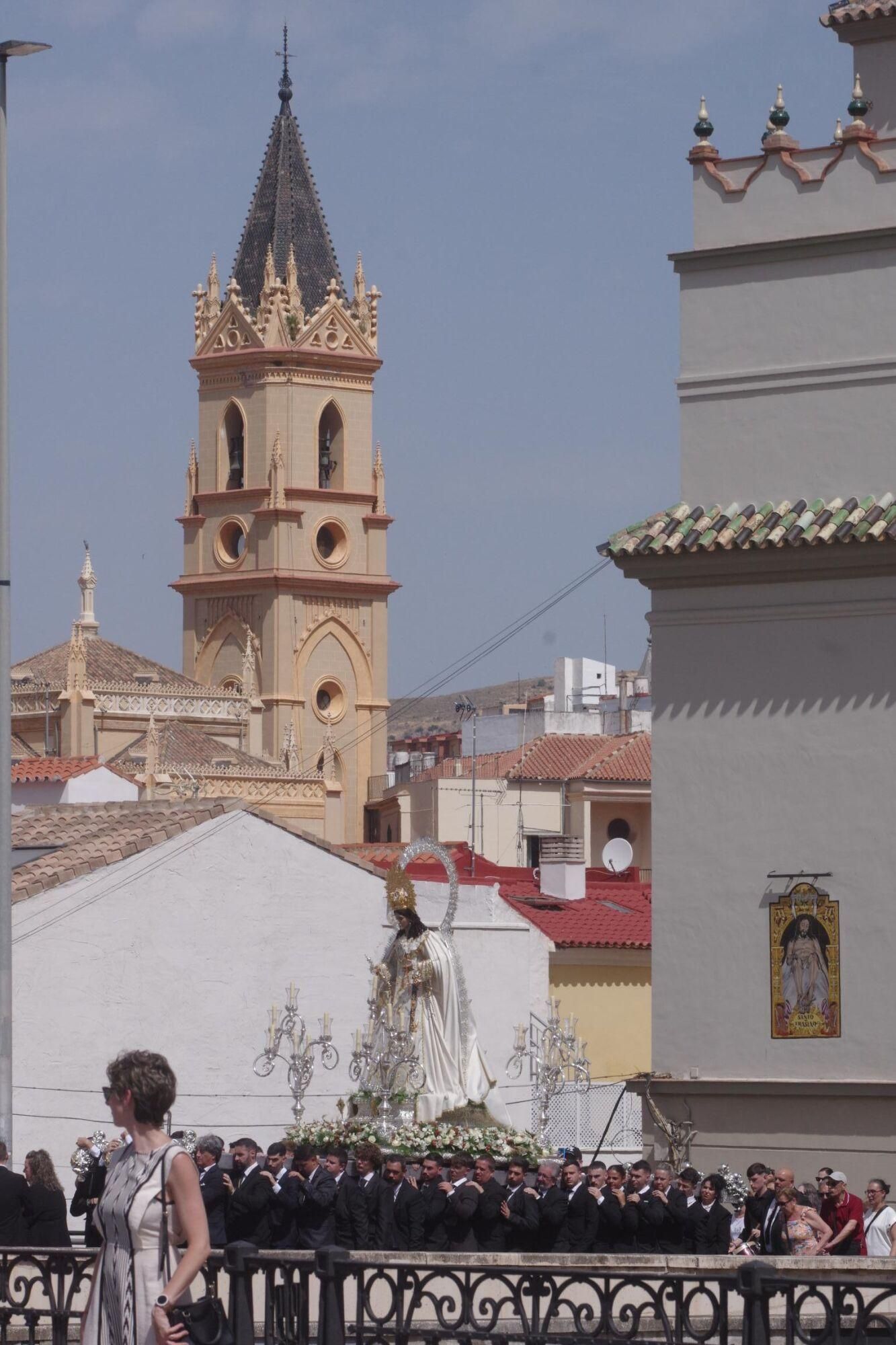 Traslado de la Virgen de Fátima y la Virgen de las Mercedes (El Tarajal) hacia sus altares por la festividad del Corpus en Málaga