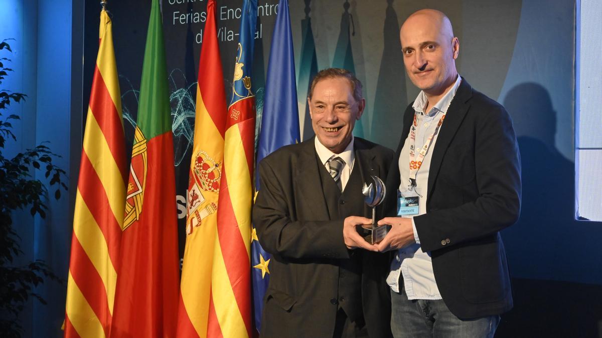 Francisco Alegre Vilar (d), cofundador y CTO de Airbiometrics, ha recogido el galardón.