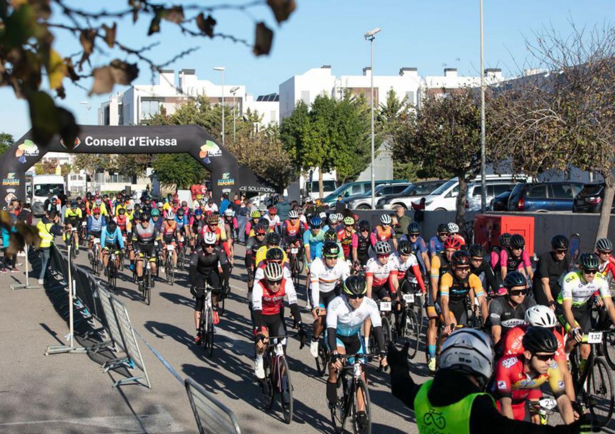 David Leggett y Laura Ríos repiten triunfo en la Cursa de s’Indiot